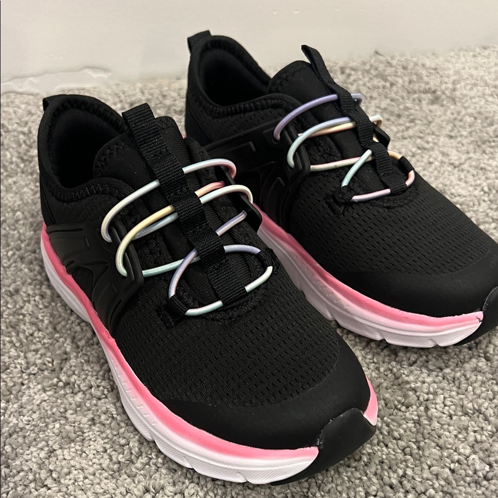 Athletic Works kids size 11 sneakers - Picture 9 of 9